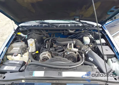 2001 GMC Jimmy Sls W/1Sa from USA, damaged, VIN 1GKCT18WX1K101317